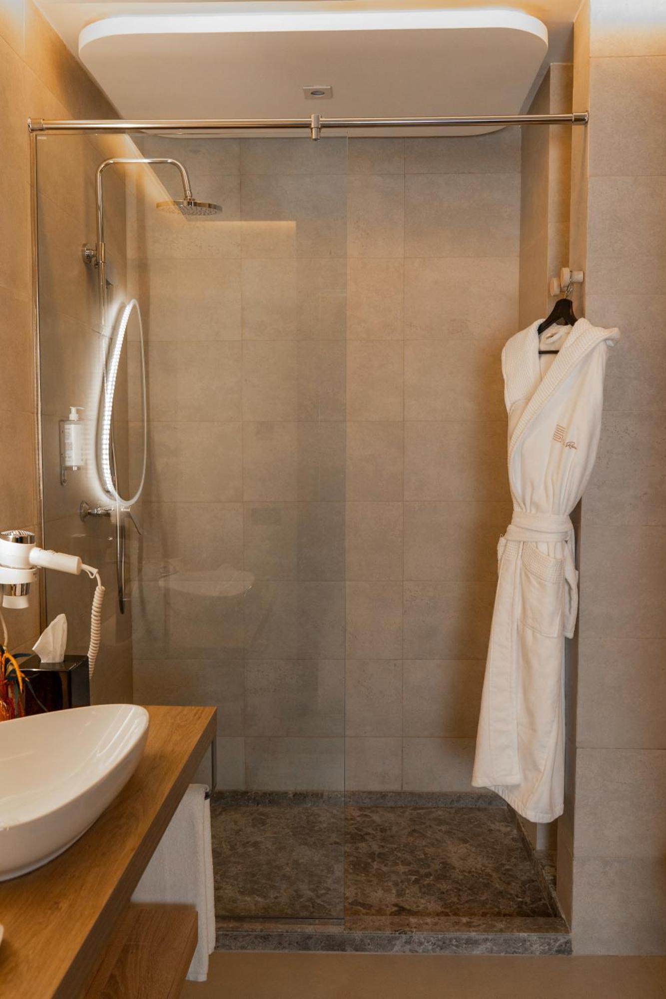 Aparthotel By Le Reve